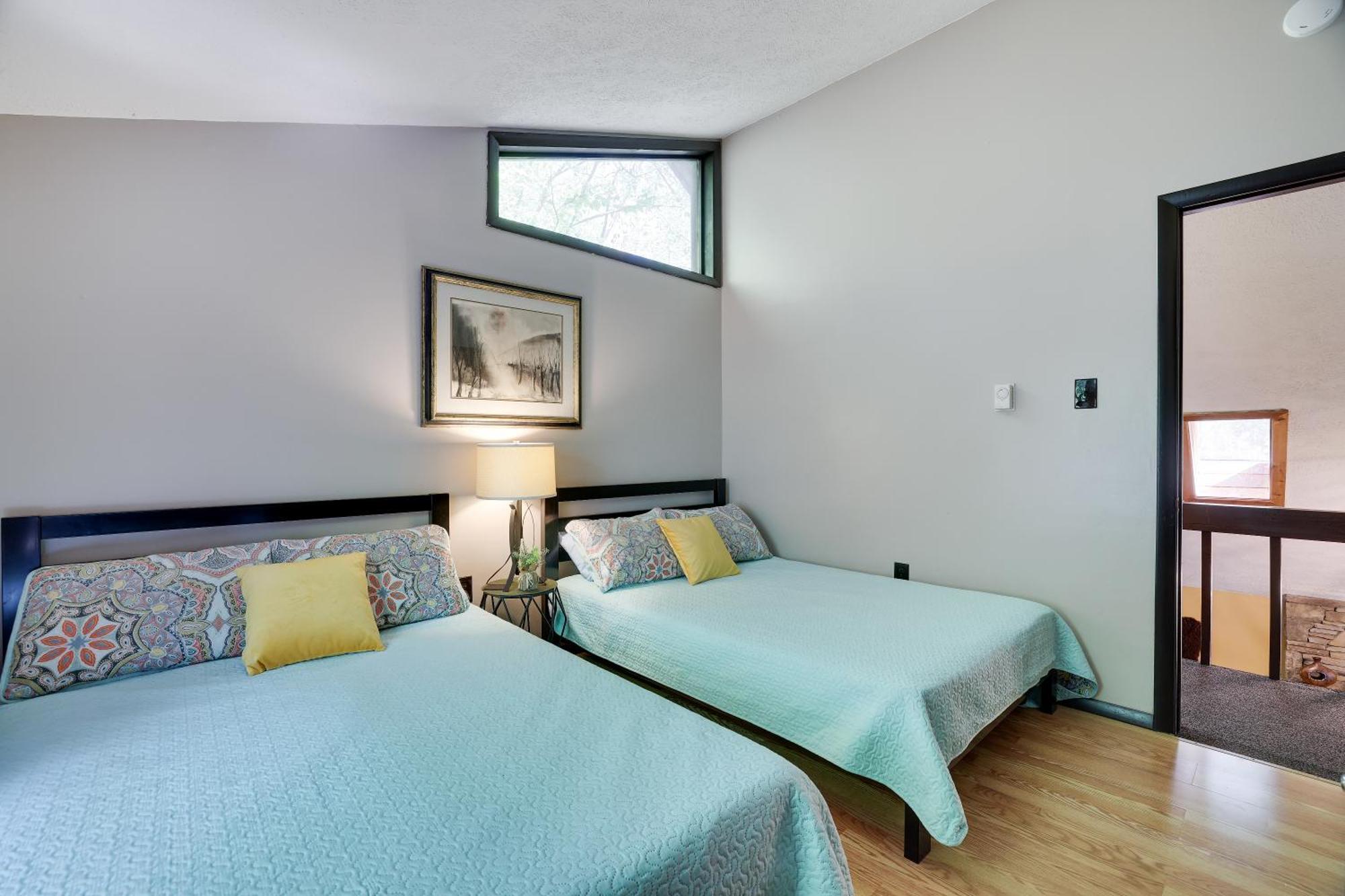 Chalet Renovated Near Casino, Camelback , Kalahari 4Bdrms Firepit Hot Tub Game Room Tobyhanna Eksteriør bilde