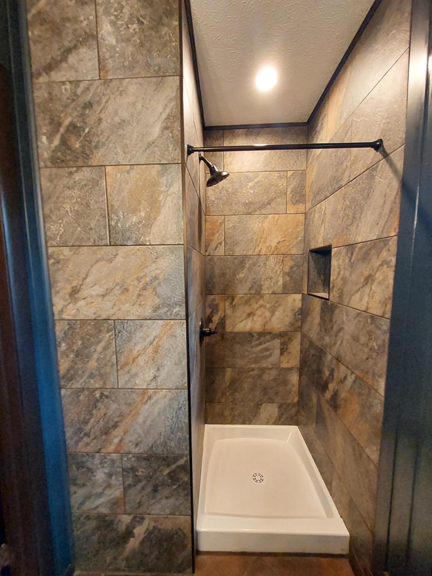 Chalet Renovated Near Casino, Camelback , Kalahari 4Bdrms Firepit Hot Tub Game Room Tobyhanna Eksteriør bilde